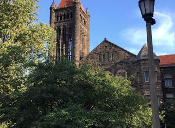 illinois/western-illinois/landmark/the-senior-memorial-chime-of-altgeld-hall-tower