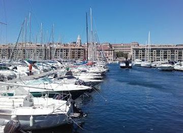 france/marseille/landmark/quai-de-rive-neuve