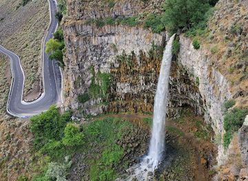 idaho/twin-falls/landmark/scenic-view-perrine-coulee-waterfall