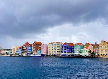 curacao/otrobanda/landmark/colorful-steps-by-avantia-damberg