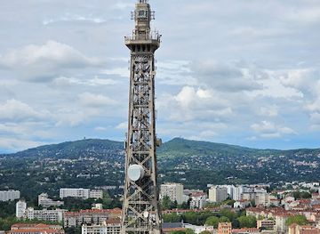 france/lyon/landmark/metallic-tower-of-fourviere