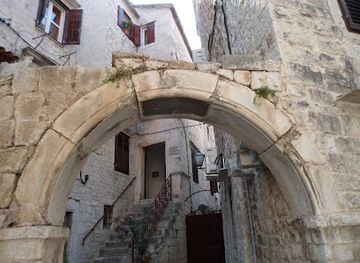 croatia/trogir/landmark/trogiir-gorod-muzej