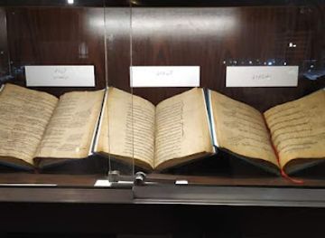 pakistan/central-punjab/landmark/quran-gallery