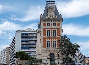 france/marseille/landmark/pavillon-de-partage-des-eaux