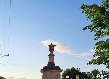 canada/quebec-city/saint-jean-baptiste/landmark/parvis-de-l-eglise-saint-jean-baptiste