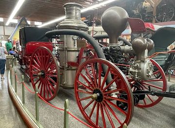 michigan/mackinac-island/landmark/mackinac-island-carriage-tours-ticket-booth
