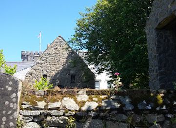 guernsey/vale/landmark/saint-tugual-s-chapel