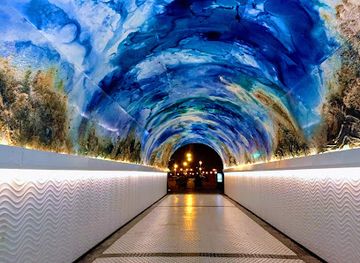 spain/san-sebastian/landmark/antiguoko-tunela