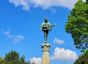 germany/nuremberg/gostenhof/landmark/minnesangerbrunnen