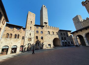 italy/san-gimignano/landmark/porta-san-giovanni