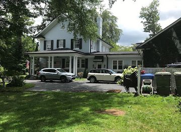 north-carolina/hendersonville/landmark/the-sample-house