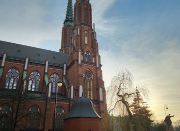 poland/warsaw/praga/landmark/solidarnosci-monument