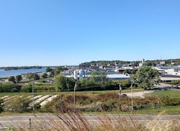iowa/muscatine/landmark/mark-twain-overlook