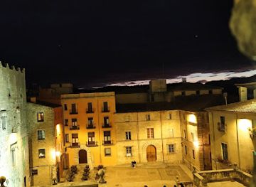 spain/girona/landmark/placa-de-la-catedral-de-girona