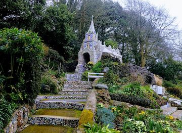 guernsey/brecqhou/landmark/the-little-chapel