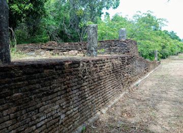 sri-lanka/eastern-province/landmark/eastern-gate