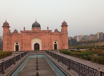 bangladesh/madhupur-tract/landmark/lalbagh-fort