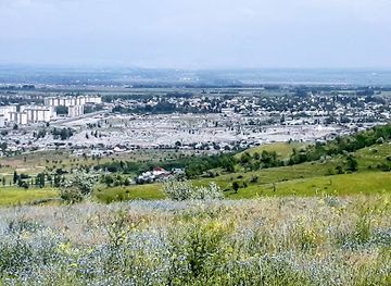 kyrgyzstan/bishkek/landmark/flag-of-kyrgyzstan-at-boz-boltok-mount