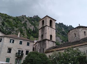montenegro/kotor/landmark/kotor-old-town-view