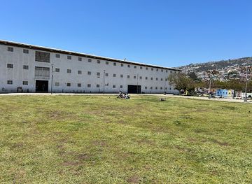 chile/valparaiso-region/landmark/sitio-de-memoria-casa-de-polvora-y-ex-carcel-publica-de-valparaiso