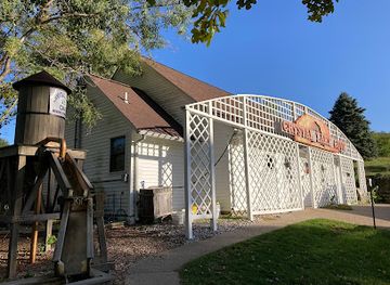 iowa/dubuque/landmark/crystal-lake-cave