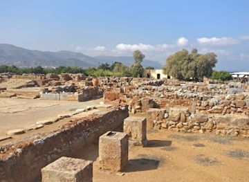 greece/crete/landmark/malia-palace-archaeological-site