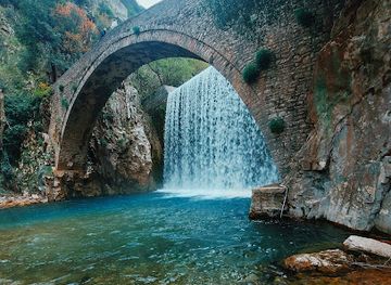 greece/katerini/landmark/stone-bridge-and-waterfall-of-palaiokarya