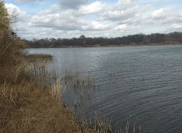 oklahoma/lake-texoma/landmark/lake-jean-neustadt