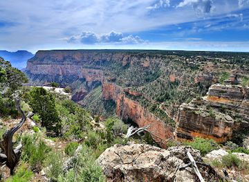 arizona/grand-canyon-village/landmark/trail-view-overlook