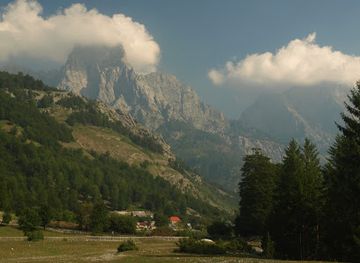montenegro/prokletije/landmark/maja-e-thate