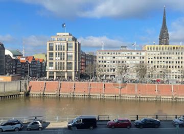germany/hamburg/hafencity/landmark/house-of-seafaring