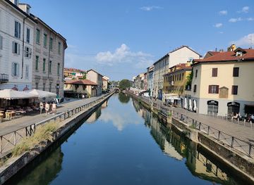 italy/milan/navigli/landmark/naviglio-grande