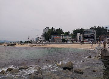 south-korea/gangneung-coastal-areas/landmark/sacheonjin-beach