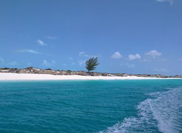 turks-and-caicos-islands/west-caicos/landmark/pine-cay