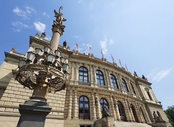 czechia/central-bohemia/landmark/rudolfinum