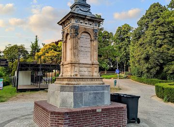 netherlands/nijmegen/landmark/valkhof-park