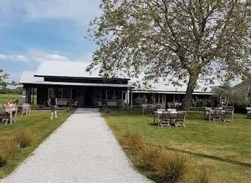 new-zealand/gisborne/landmark/matawhero-winery-cellar-door-luxury-vineyard-accommodation