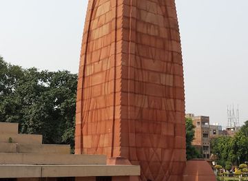 india/amritsar/wagah-border/landmark/bullet-marks-site-2