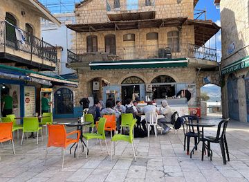 israel/safed/landmark/ha-meginim-square