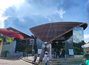 colombia/medellin/laureles/landmark/parque-arvi