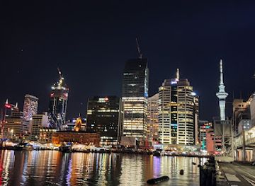 new-zealand/auckland/cbd-central-business-district/landmark/ferry-building