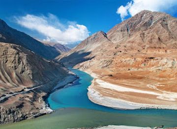 india/leh-ladakh/landmark/leh-ladakh-bike-trip