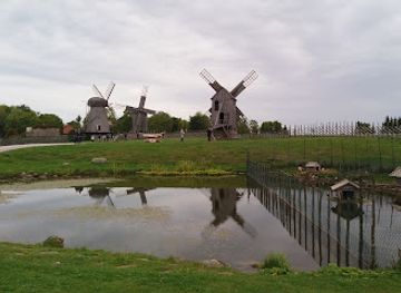 estonia/kuressaare-castle/landmark/angla-windmill-park