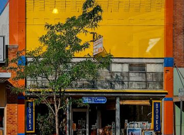 idaho/pocatello/landmark/walrus-carpenter-books