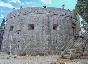 croatia/central-croatia/landmark/fort-royal