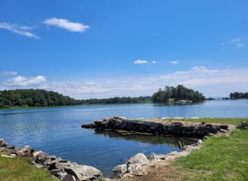 new-hampshire/lakes-region/landmark/wentworth-coolidge-mansion