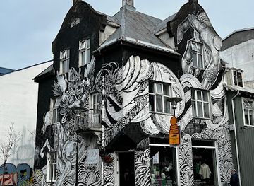 iceland/reykjavik/landmark/viking-mural