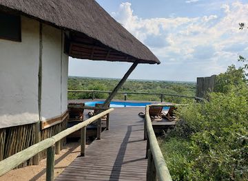 botswana/central-kalahari-game-reserve/landmark/tau-pan-camp