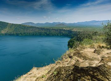 tanzania/rift-valley/landmark/lake-chala