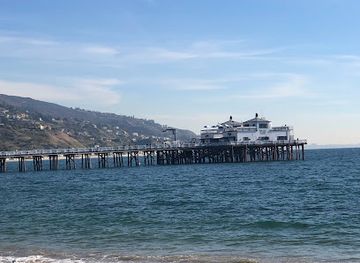 california/los-angeles/malibu/landmark/surfrider-beach